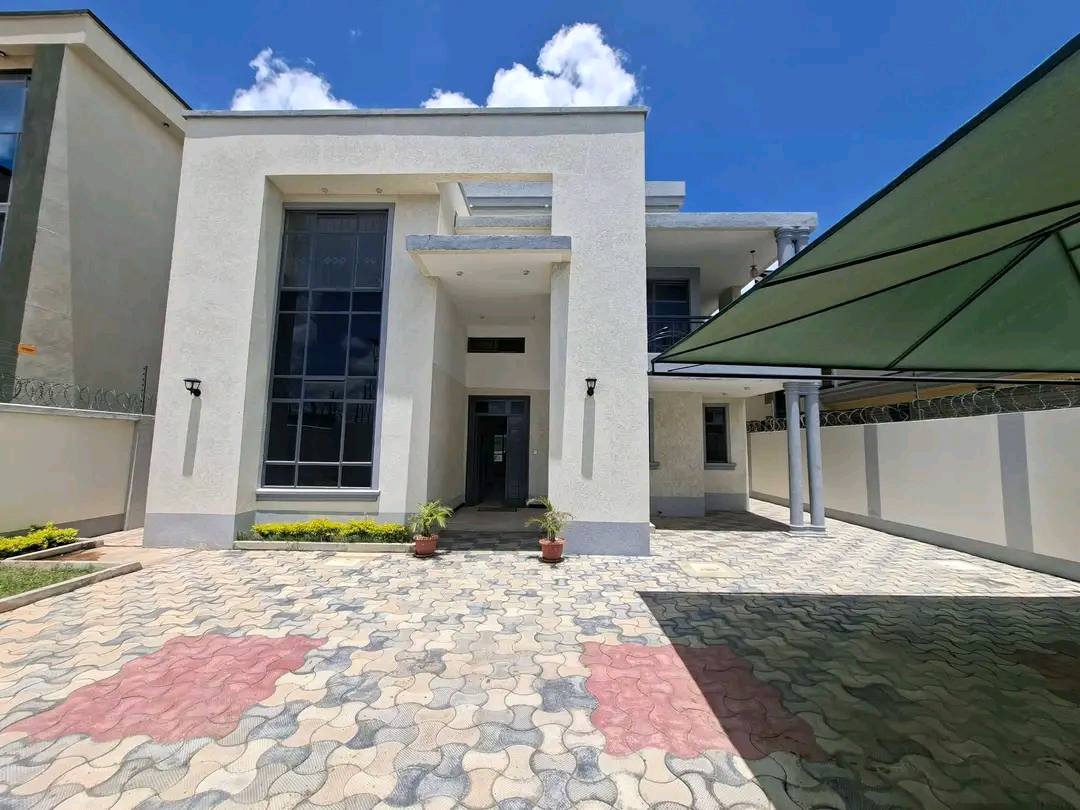 5 Bedroom Townhouse for Rent in Syokimau Near Mombasa Road with DSQ 150K