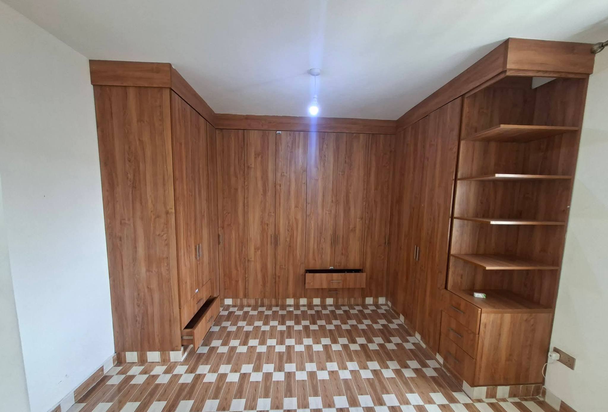 5 Bedroom Townhouse for Rent in Syokimau All En-Suite Near Mombasa Road 80K