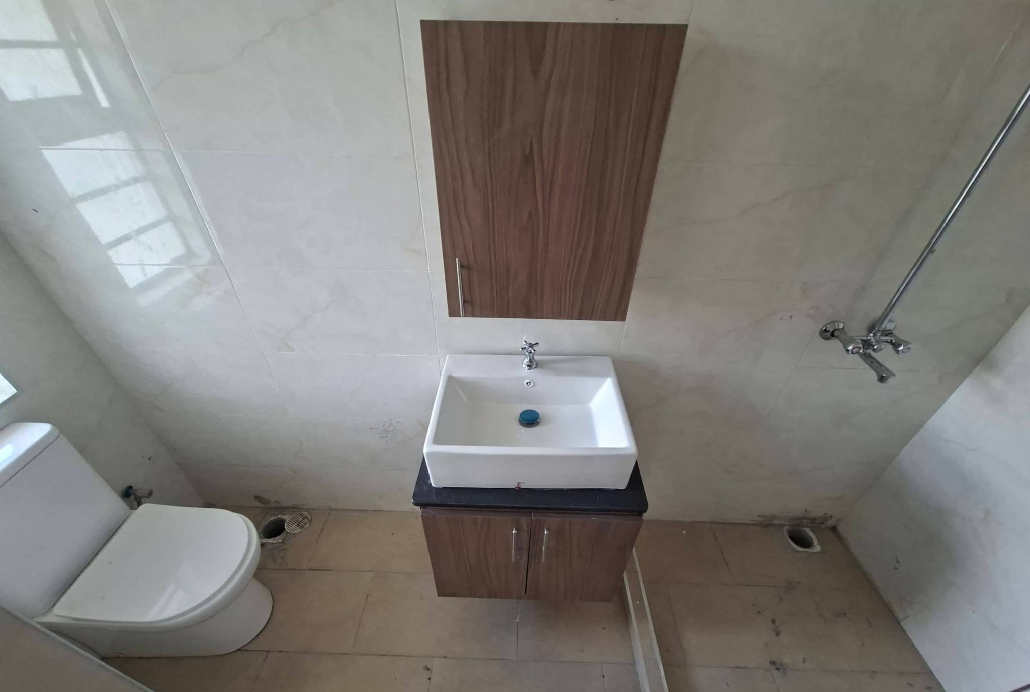 5 Bedroom Townhouse for Rent in Syokimau All En-Suite Near Mombasa Road 80K
