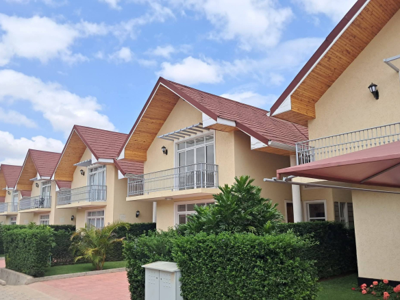 4 Bedroom Townhouse for Rent in Kitengela with DSQ Pool Gym Namanga Rd
