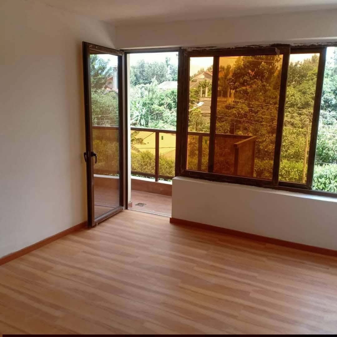 3 Bedroom Duplex for Rent in Thindigua with DSQ Pool Parking 80K