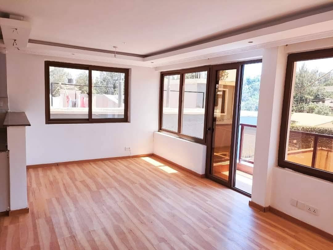 3 Bedroom Duplex for Rent in Thindigua with DSQ Pool Parking 80K